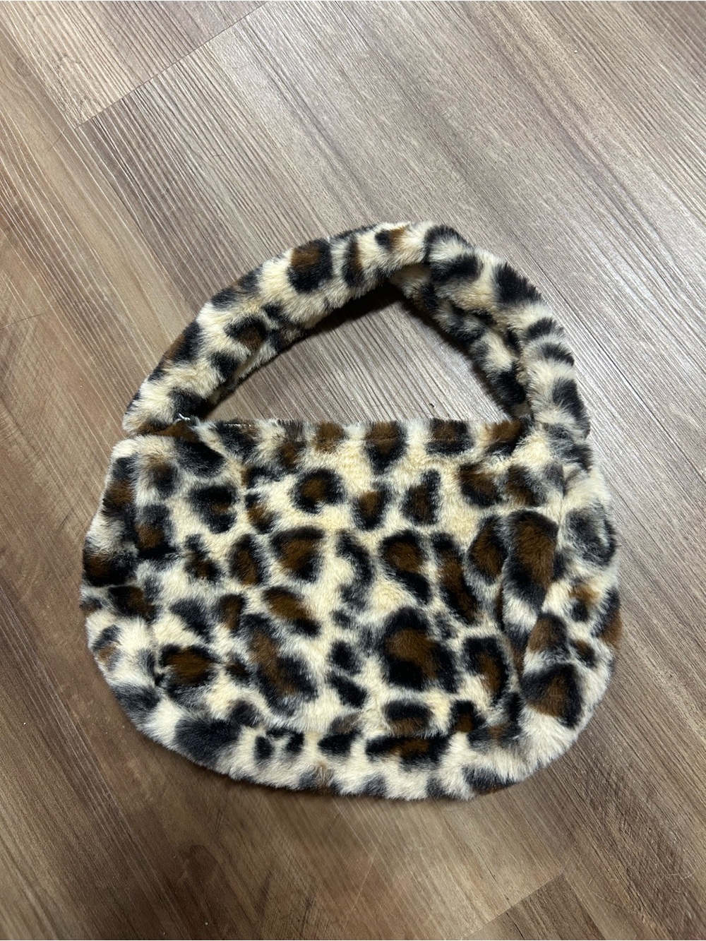 Leopard Print Faux Fur Shoulder Bag